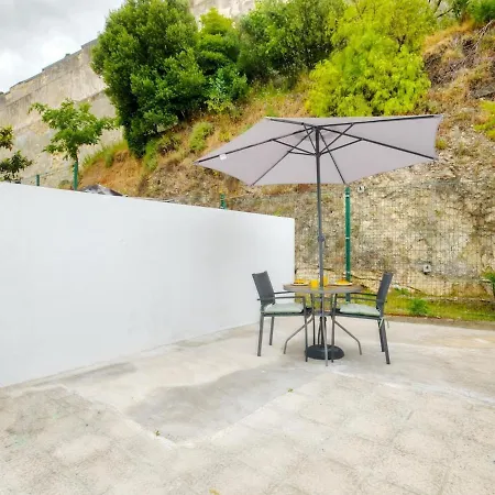 Portucale ! Charming Flat With Terrace *